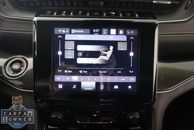 Photo of 2021 Silver Zynith Jeep Grand Cherokee L