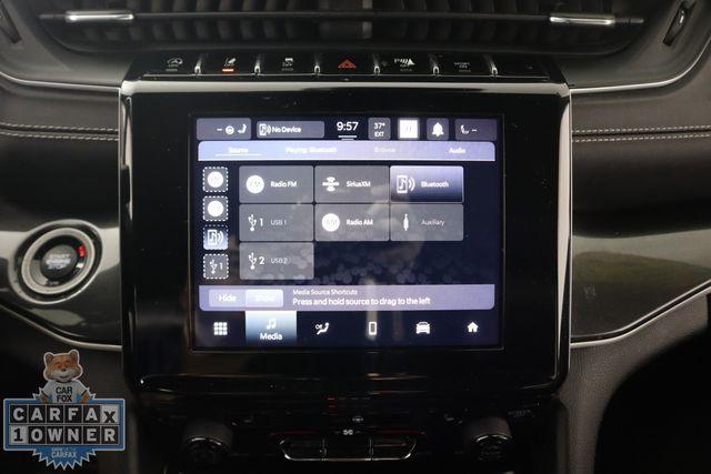 Photo of 2021 Silver Zynith Jeep Grand Cherokee L