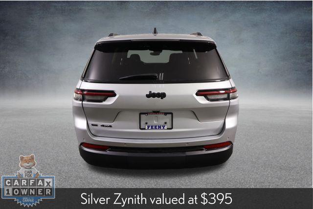 Photo of 2021 Silver Zynith Jeep Grand Cherokee L