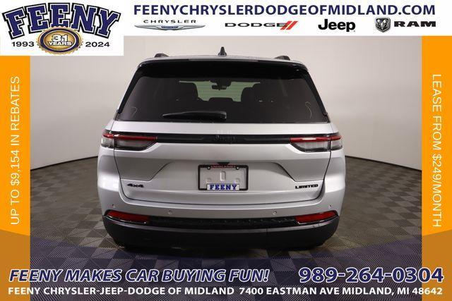 Photo of 2025 Silver Zynith Jeep Grand Cherokee