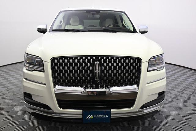 Photo of 2024 Pristine White Metallic Tri-Coat Lincoln Navigator