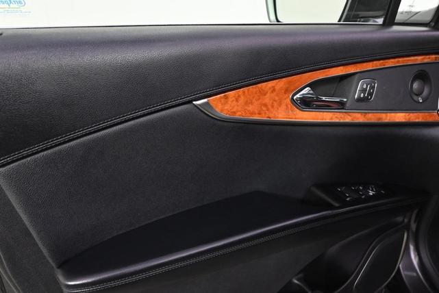 Photo of 2019 Magnetic Gray Metallic Lincoln Nautilus