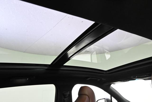 Photo of 2019 Magnetic Gray Metallic Lincoln Nautilus
