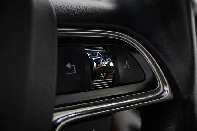 Photo of 2019 Magnetic Gray Metallic Lincoln Nautilus