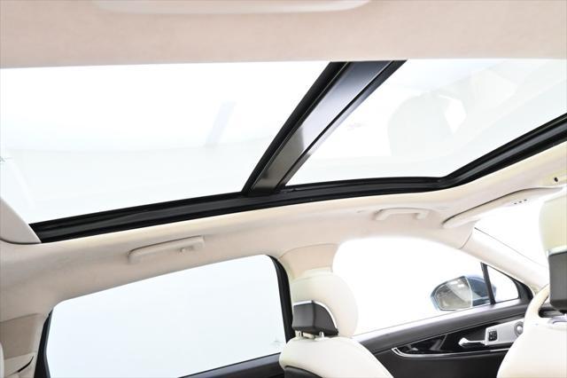 Photo of 2021 Flight Blue Lincoln Nautilus