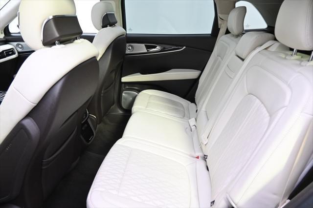 Photo of 2021 Flight Blue Lincoln Nautilus