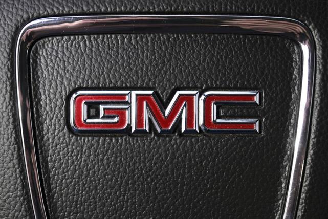 Photo of 2015 Quicksilver Metallic GMC Sierra 2500