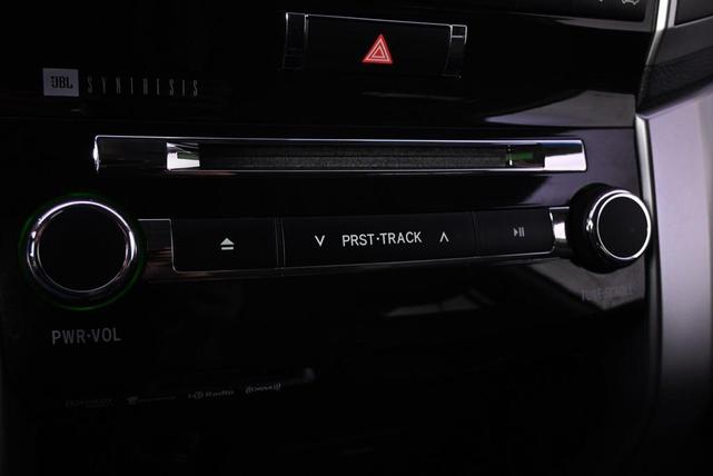 Photo of 2015 Black Toyota Land Cruiser