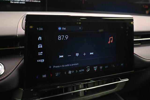 Photo of 2025 White Platinum Lincoln Nautilus