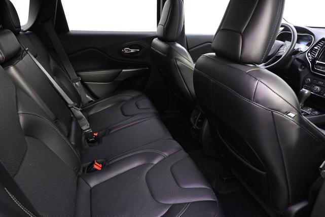 Photo of 2019 Billet Silver Metallic Clearcoat Jeep Cherokee