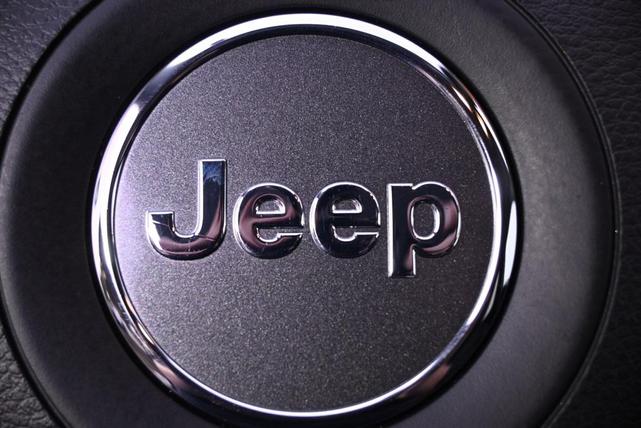 Photo of 2019 Billet Silver Metallic Clearcoat Jeep Cherokee