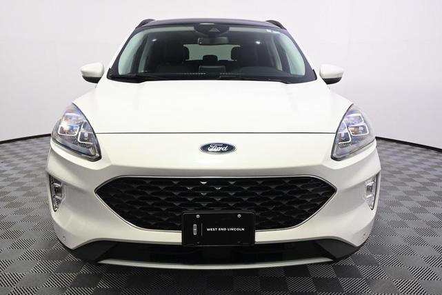 Photo of 2021 Star White Metallic Tri-Coat Ford Escape