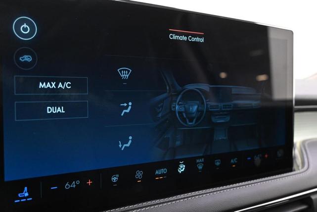 Photo of 2025 Crystal White Lincoln Corsair