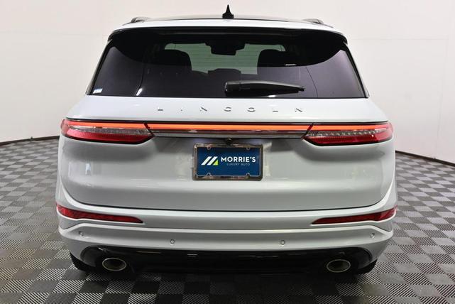 Photo of 2025 Crystal White Lincoln Corsair