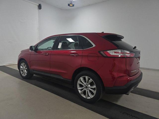 Photo of 2024 Rapid Red Metallic Tinted Clearcoat Ford Edge