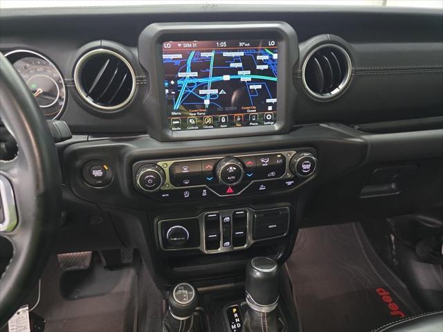 Photo of 2021 Bright White Clearcoat Jeep Gladiator
