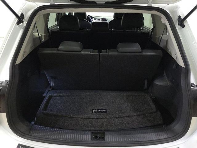 Photo of 2023 Opal White Pearl Volkswagen Tiguan