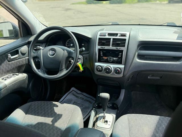 Photo of 2007 Blue Kia Sportage