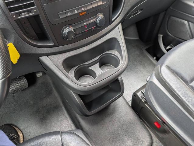 Photo of 2018 White Mercedes-Benz Metris