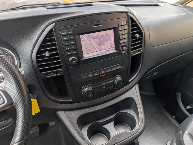 Photo of 2018 White Mercedes-Benz Metris