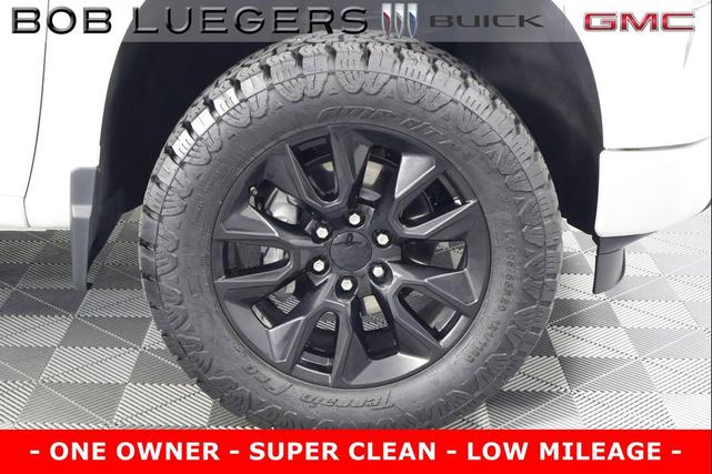 Photo of 2024 Summit White Chevrolet Silverado 1500
