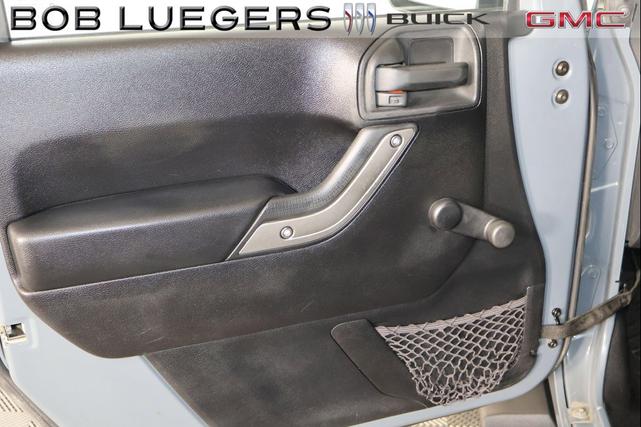 Photo of 2015 Anvil Clearcoat Jeep Wrangler