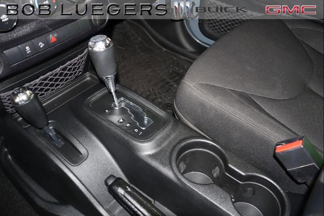 Photo of 2015 Anvil Clearcoat Jeep Wrangler
