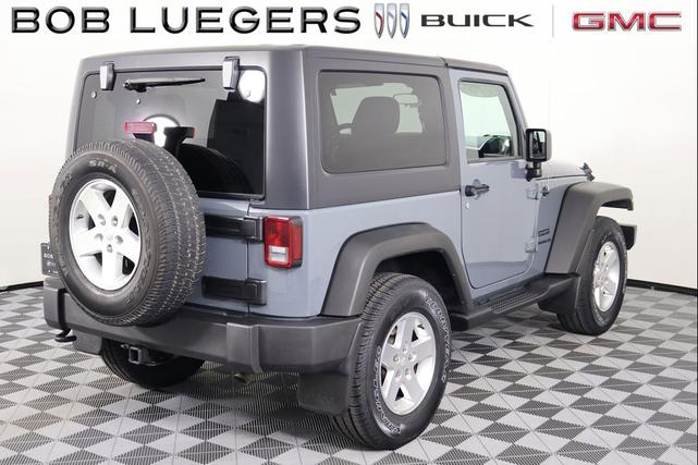 Photo of 2015 Anvil Clearcoat Jeep Wrangler