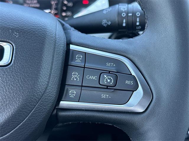 Photo of 2024 Bright White Clearcoat Jeep Compass