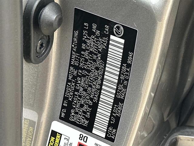 Photo of 2021 Atomic Silver Lexus ES 350