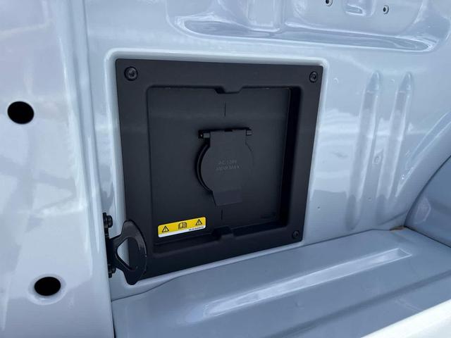 Photo of 2025 Space White Metallic Ford F-150