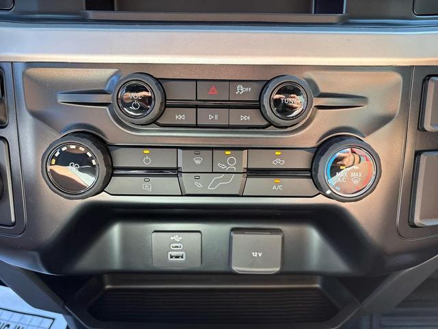 Photo of 2026 Oxford White Ford F-250