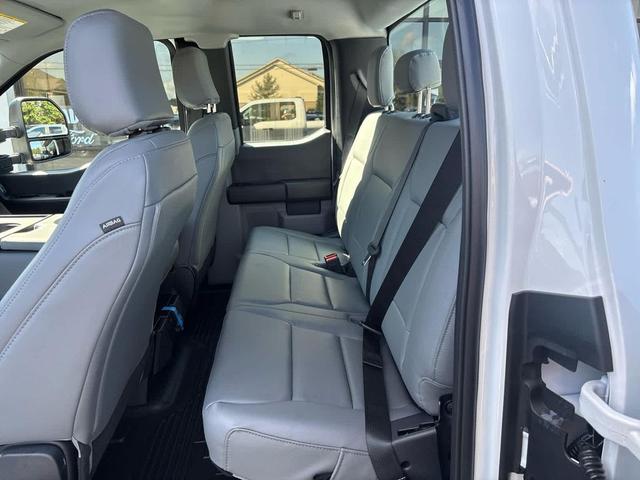Photo of 2026 Oxford White Ford F-250