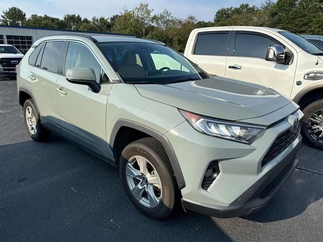 Photo of 2020 Lunar Rock Toyota RAV4