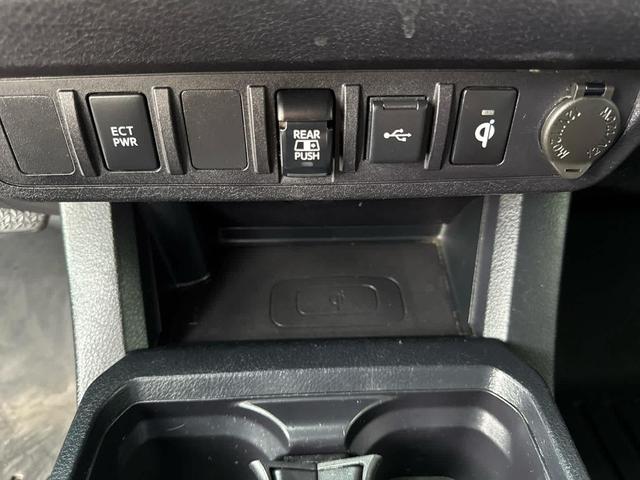 Photo of 2020 Midnight Black Metallic Toyota Tacoma