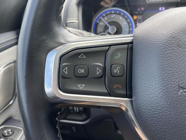 Photo of 2022 Bright White Clearcoat RAM 1500