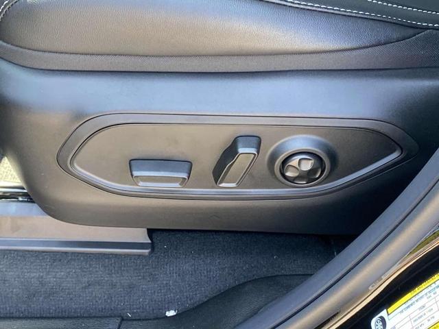 Photo of 2025 Diamond Black Jeep Grand Cherokee L