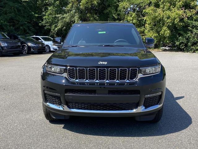 Photo of 2025 Diamond Black Jeep Grand Cherokee L