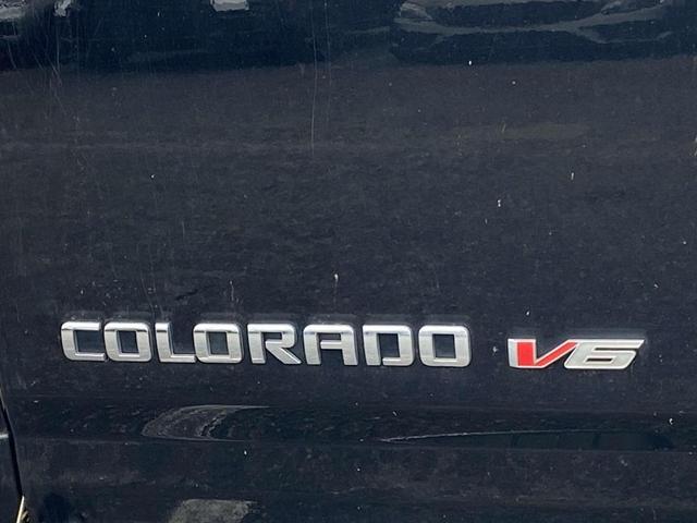 Photo of 2018 Black Chevrolet Colorado