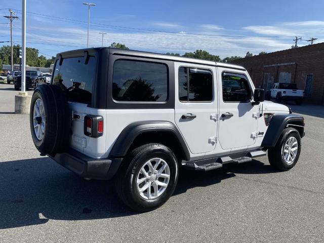 Photo of 2023 Bright White Clearcoat Jeep Wrangler