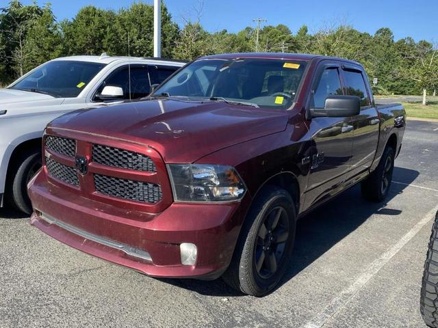 Photo of 2019 Delmonico Red Pearlcoat RAM 1500 Classic