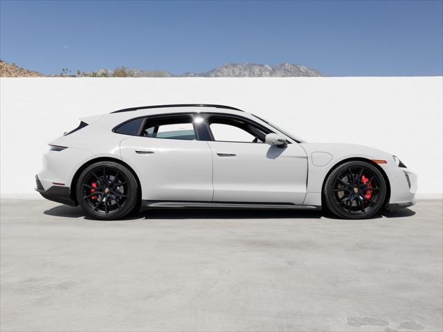 Photo of 2024 Chalk Porsche Taycan Cross Turismo