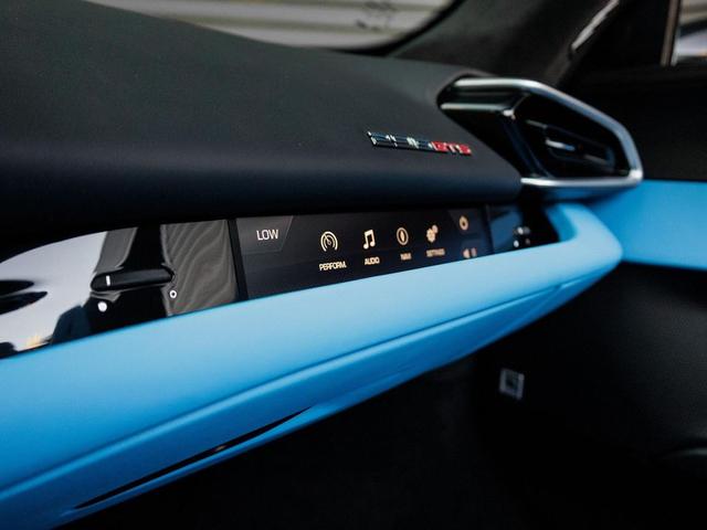Photo of 2024 Nero Ferrari 296 GTS
