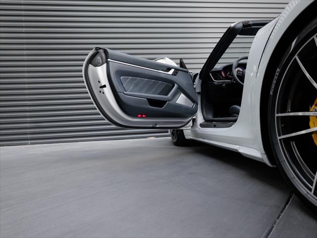 Photo of 2024 Ice Grey Metallic Porsche 911