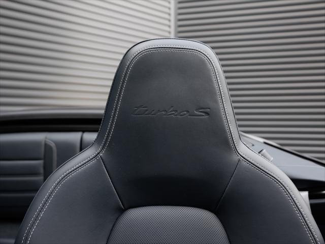 Photo of 2024 Ice Grey Metallic Porsche 911