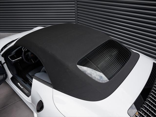 Photo of 2024 Ice Grey Metallic Porsche 911
