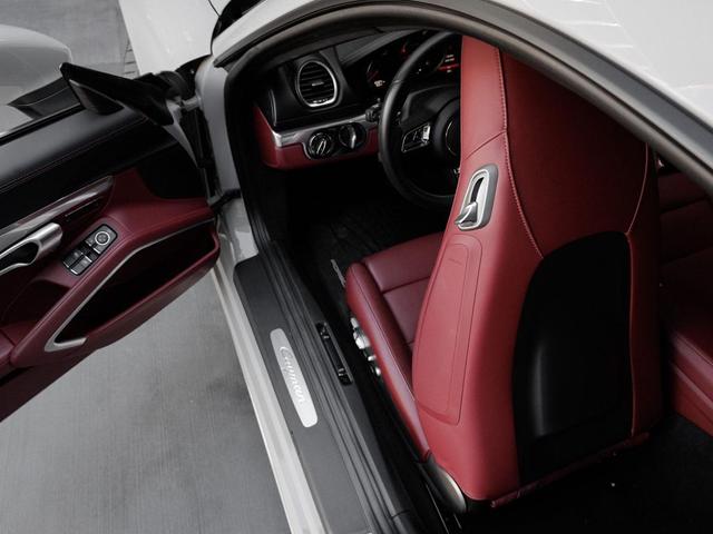 Photo of 2025 Chalk Porsche 718 Cayman