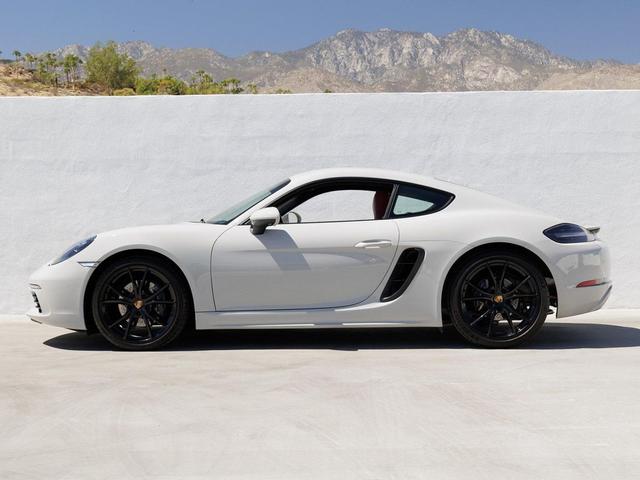 Photo of 2025 Chalk Porsche 718 Cayman
