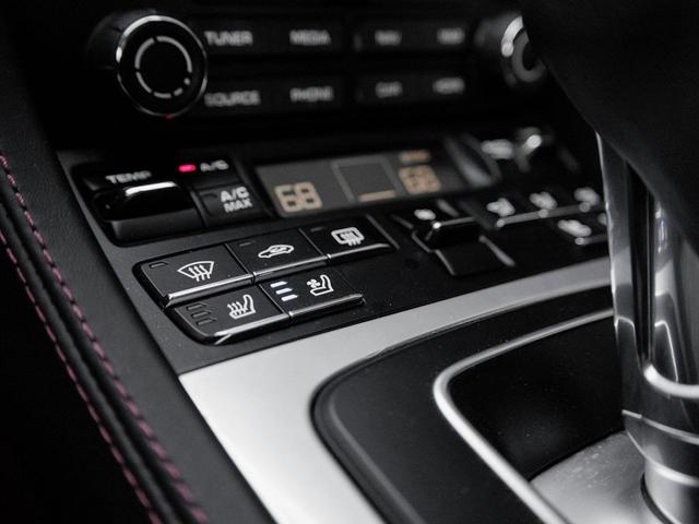 Photo of 2025 Chalk Porsche 718 Cayman
