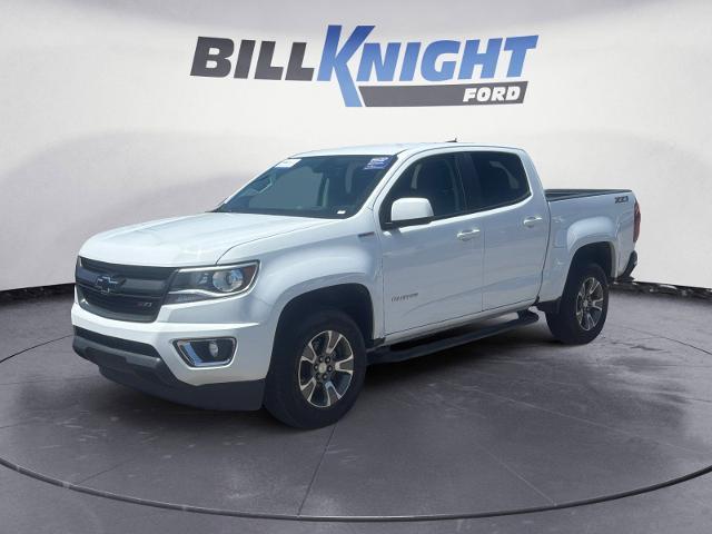 Photo of 2017 Summit White Chevrolet Colorado
